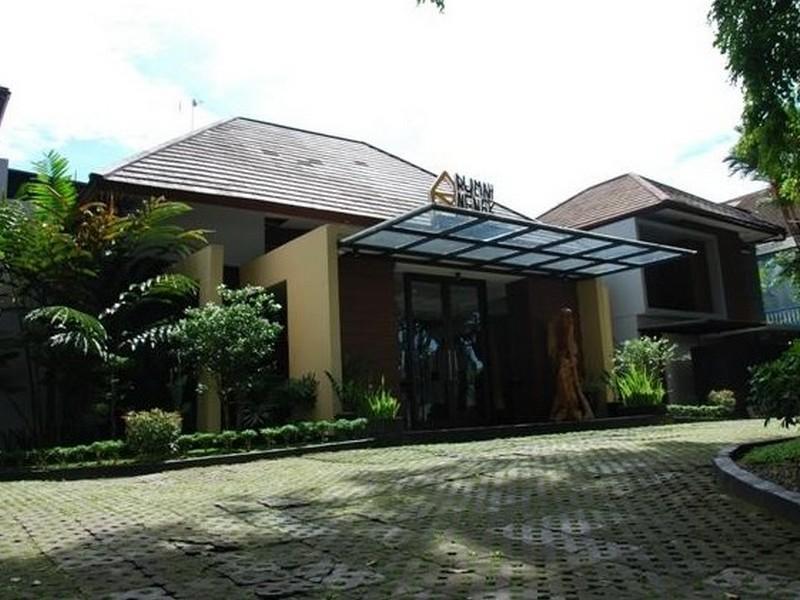 Rumah Nenek Hotel And Restaurant Padang  Zewnętrze zdjęcie