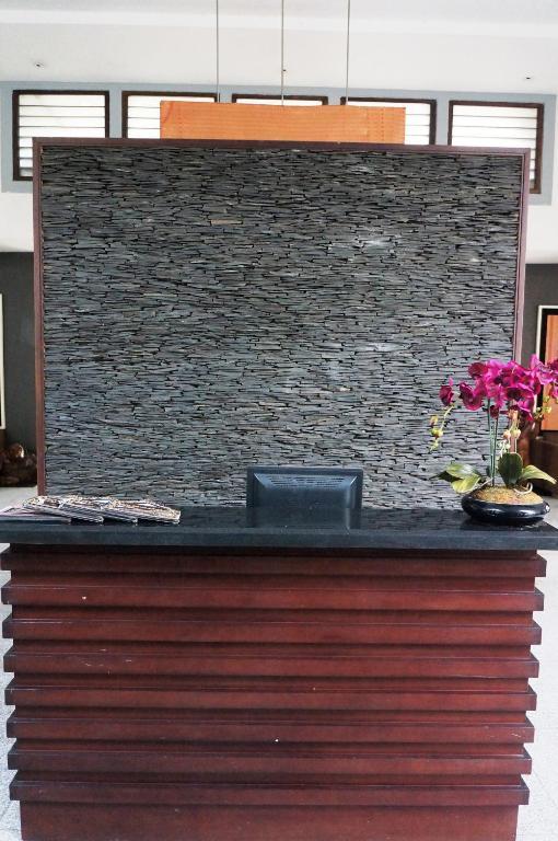 Rumah Nenek Hotel And Restaurant Padang  Zewnętrze zdjęcie