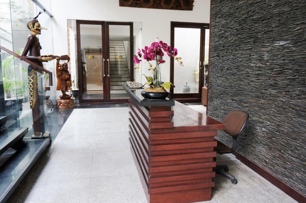 Rumah Nenek Hotel And Restaurant Padang  Zewnętrze zdjęcie